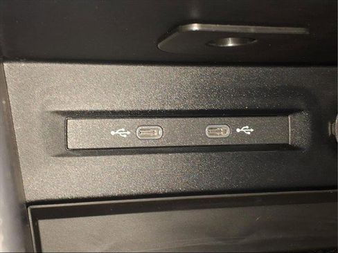 New 2026 Volkswagen Taos SEL image 21