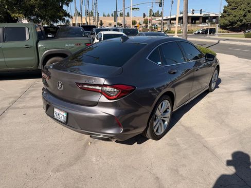 Used 2022 Acura TLX w/ Technology Package FWD image 5