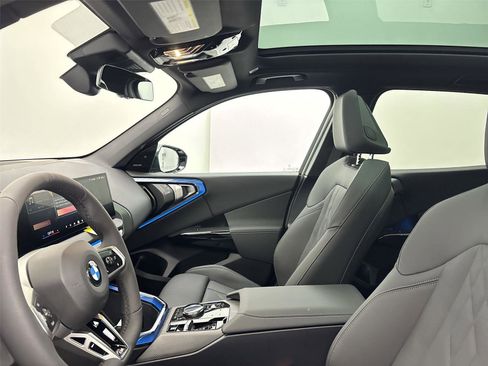 New 2026 BMW X3 xDrive30 w/ Premium Package image 24