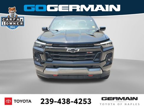 Used 2024 Chevrolet Colorado Z71 w/ Z71 Convenience Package 2 AWD/4WD image 3