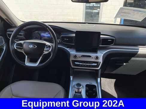 Used 2024 Ford Explorer XLT w/ Equipment Group 202A AWD/4WD image 12