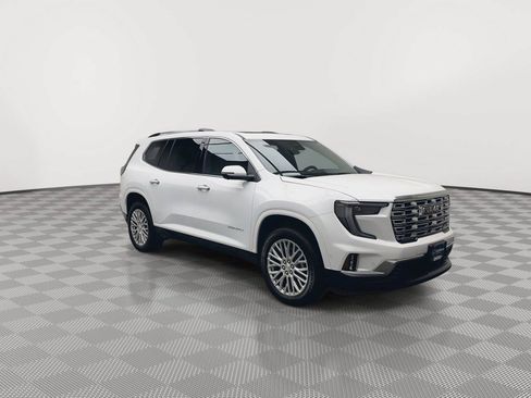 Certified 2026 GMC Acadia Denali w/ Super Cruise Package AWD/4WD image 38