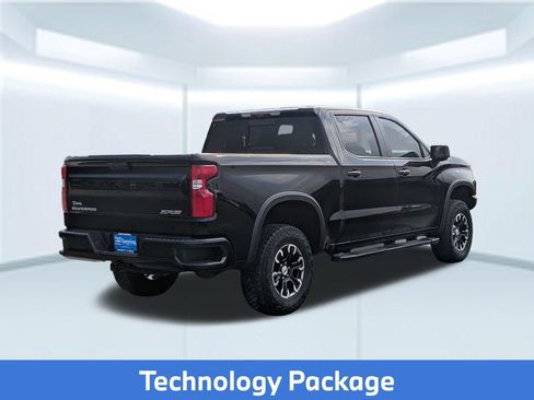 Used 2024 Chevrolet Silverado 1500 ZR2 w/ Technology Package AWD/4WD image 6