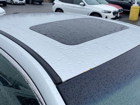 Used 2016 Ford Taurus SEL w/ Equipment Group 201A image 13