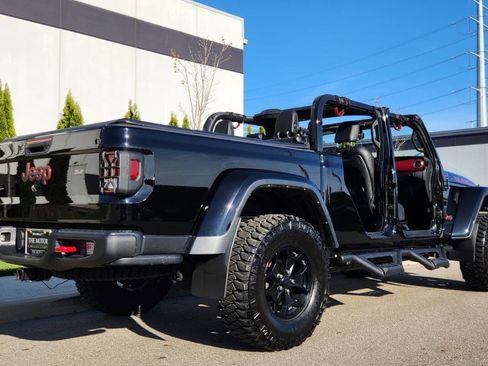 Used 2022 Jeep Gladiator Rubicon w/ Trailer Tow Package image 4