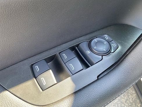 Used 2025 Chevrolet Blazer LT AWD/4WD image 44