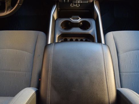 Used 2020 RAM 2500 Big Horn w/ Level 1 Equipment Group image 30