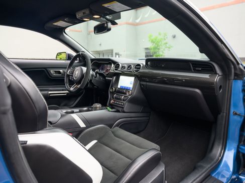 Used 2020 Ford Mustang Shelby GT500 w/ Technology Package image 18