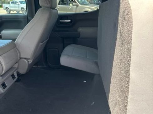 Used 2020 Chevrolet Silverado 1500 LT AWD/4WD image 16