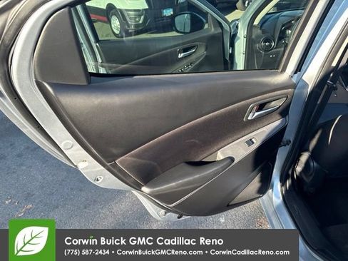 Used 2017 Toyota Yaris iA FWD image 17