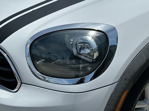 Used 2017 MINI Cooper Countryman FWD image 28