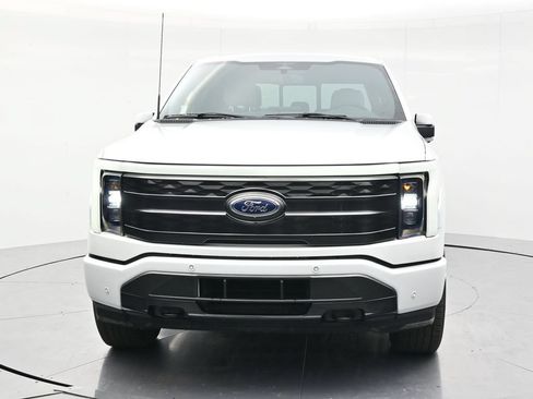 Used 2023 Ford F150 Lightning Platinum AWD/4WD image 2