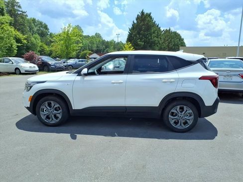 Used 2025 Kia Seltos LX AWD/4WD image 20