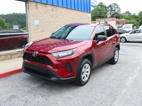 Used 2020 Toyota RAV4 LE AWD/4WD image 3