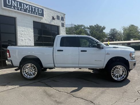 Used 2023 RAM 2500 Big Horn w/ Cold Weather Group AWD/4WD image 8