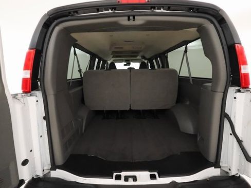 Used 2024 Chevrolet Express 3500 LT w/ LT Preferred Equipment Group image 16