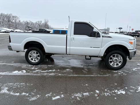 Used 2011 Ford F350 XLT w/ XLT Interior Pkg image 3