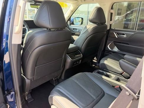 Used 2025 INFINITI QX80 Sensory AWD/4WD image 8