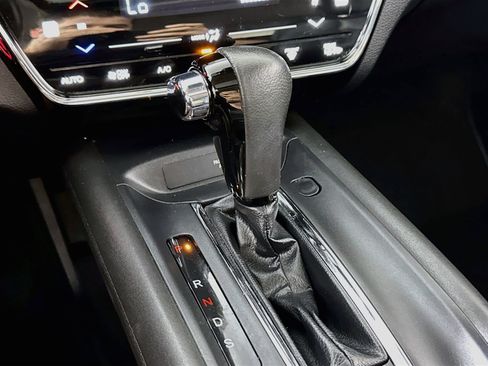 Used 2021 Honda HR-V EX-L image 19