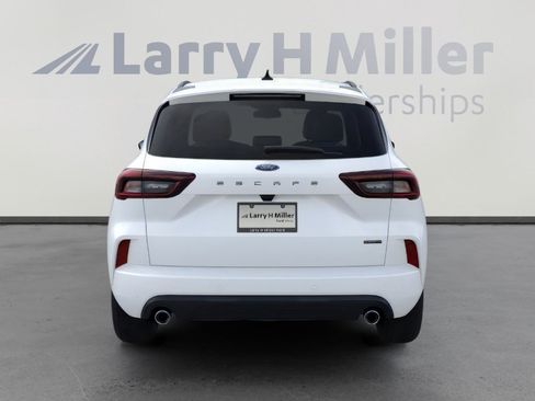 New 2026 Ford Escape ST-Line Elite w/ Premium Technology Package AWD/4WD image 5