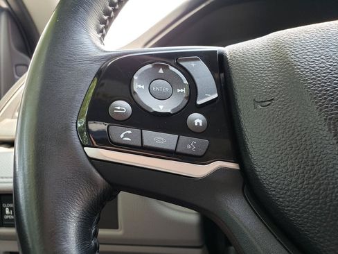 Used 2018 Honda Odyssey EX-L image 19