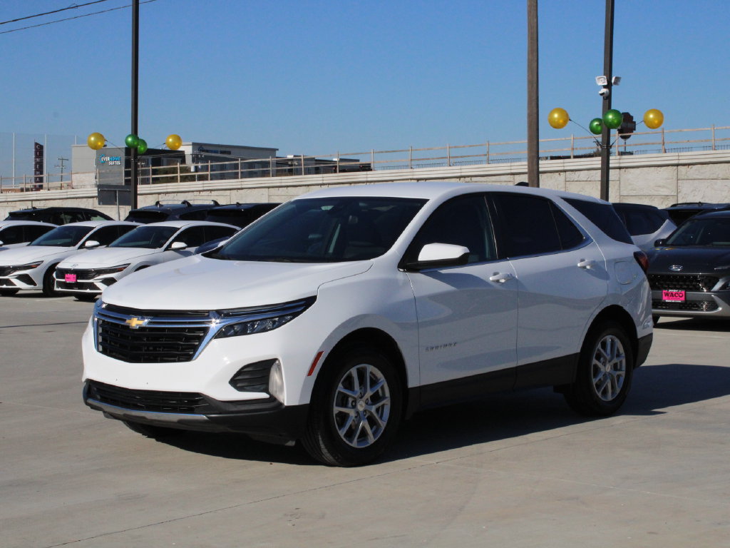 Used 2023 Chevrolet Equinox LT FWD image 3