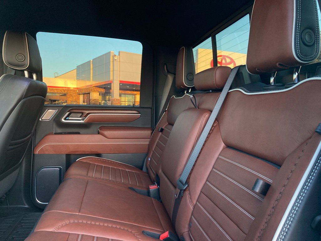 Used 2026 GMC Sierra 3500 Denali Ultimate AWD/4WD image 11