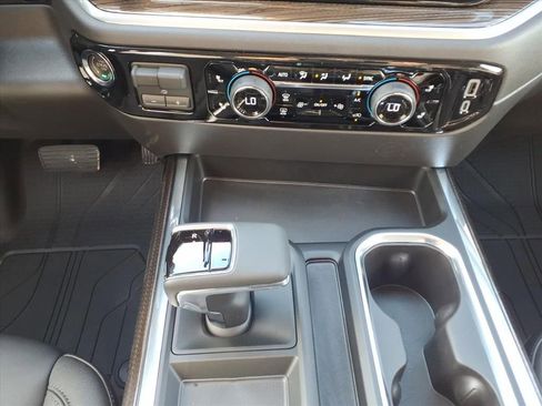 New 2026 Chevrolet Silverado 1500 LT w/ Texas Edition Plus RWD image 21
