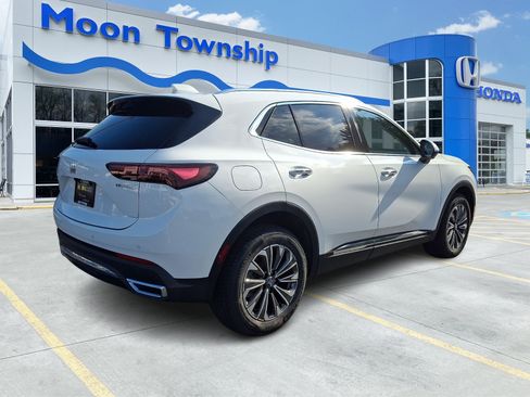 Used 2025 Buick Envision Preferred AWD/4WD image 6