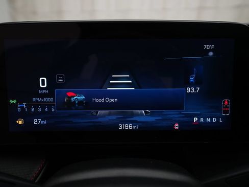 Used 2025 Chevrolet Equinox RS w/ Safety and Technology Package FWD image 2