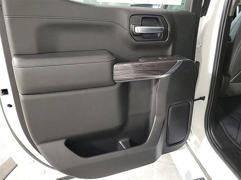 Used 2019 Chevrolet Silverado 1500 LTZ image 20