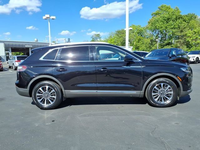 Certified 2023 Lincoln Nautilus AWD w/ Premium Package image 8