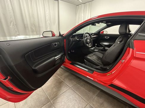Used 2021 Ford Mustang GT Premium w/ GT Performance Package image 26