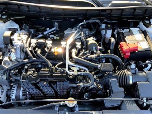 Used 2023 Nissan Altima 2.5 SV w/ SV Premium Package image 21