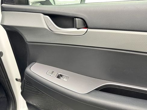 Used 2025 Hyundai Palisade SE FWD image 50