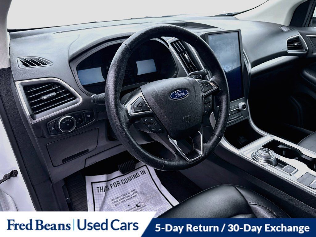 Used 2024 Ford Edge SEL AWD/4WD image 11