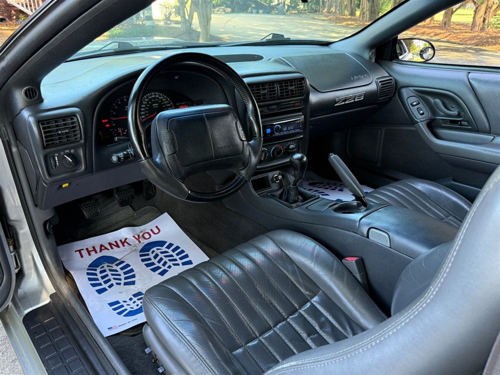Used 1999 Chevrolet Camaro Z28 w/ SS Performance/Appearance Pkg RWD image 43