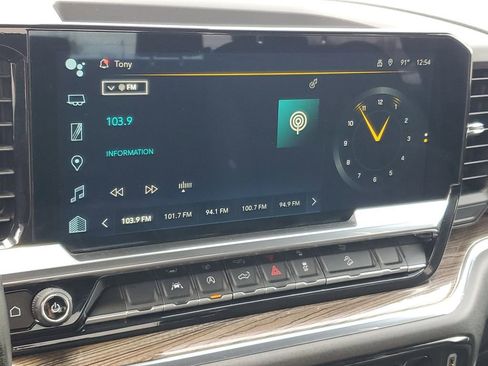 Used 2023 Chevrolet Silverado 1500 RST w/ Z71 Off-Road Package AWD/4WD image 18