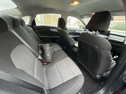 Used 2023 Kia Forte LX FWD image 19