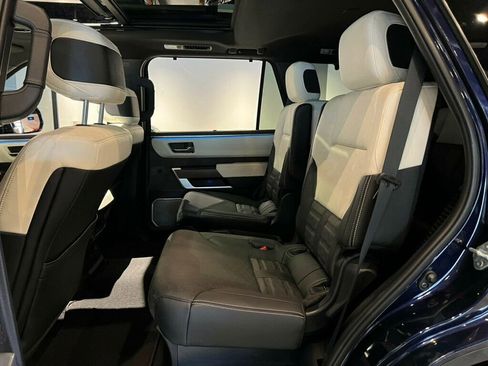 Used 2023 Toyota Sequoia 4WD image 27