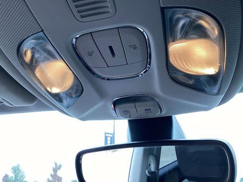 Used 2020 Jeep Compass Trailhawk image 12