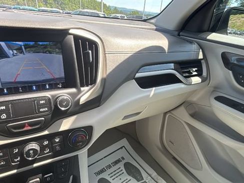 Used 2020 GMC Terrain Denali w/ Denali Premium Package AWD/4WD image 16