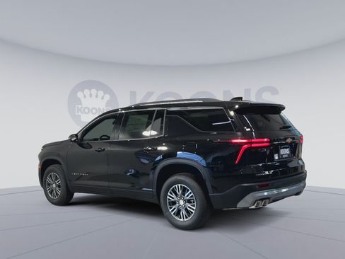 New 2026 Chevrolet Traverse LT w/ Driver Confidence Package FWD image 8