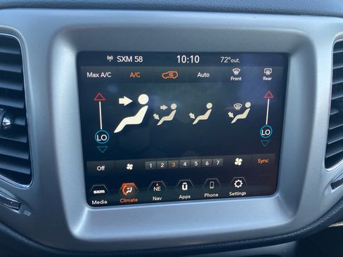 Used 2021 Jeep Compass Latitude AWD/4WD image 20