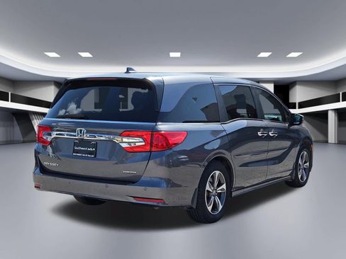 Used 2019 Honda Odyssey Touring image 5