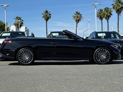 New 2026 Mercedes-Benz CLE 450 4MATIC Cabriolet image 3