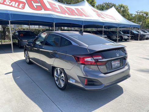 Certified 2021 Honda Clarity Touring image 29