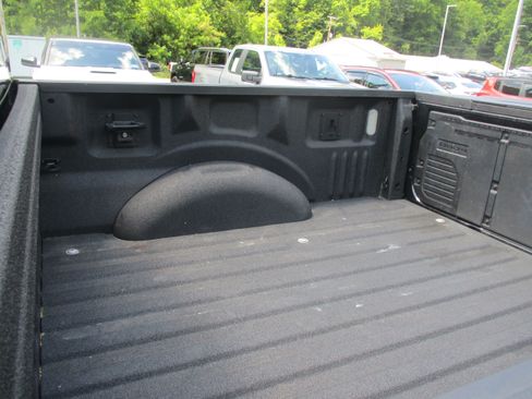 Used 2022 Ford F150 Raptor w/ Raptor 37 Performance Package AWD/4WD image 13