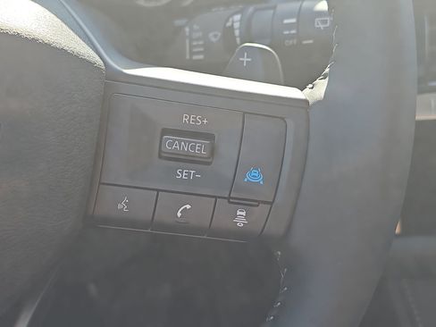 New 2026 Nissan Pathfinder SV AWD/4WD image 18