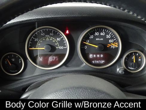 Used 2017 Jeep Wrangler 75th Anniversary image 19